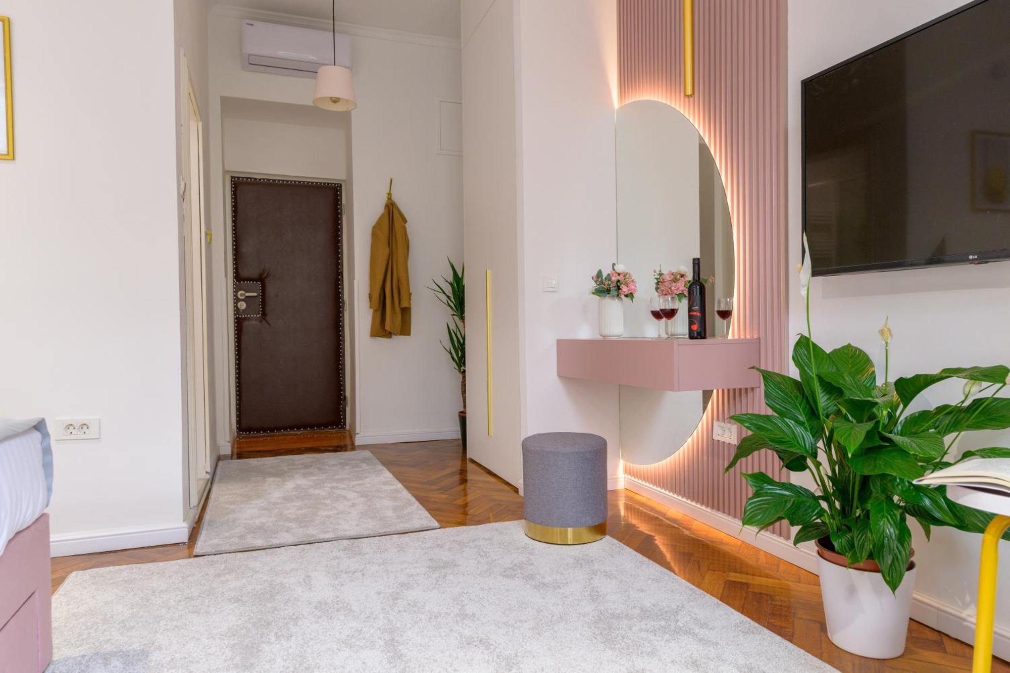 Crown Apartments ซาเกร็บ ภายนอก รูปภาพ